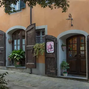 https://antica-casa-dei-rassicurati.it-tuscanyhotel.com